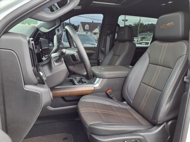 2025 Chevrolet Silverado 3500HD High Country - Photo 13