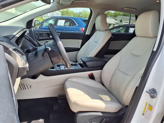 2022 Ford Edge Titanium - Photo 13