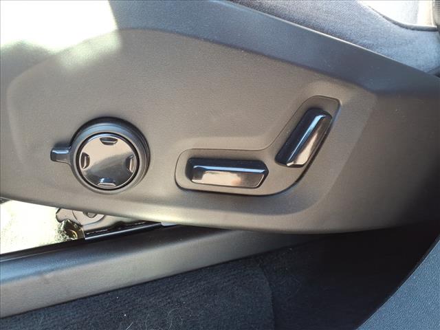 2024 Volvo XC90 Recharge T8 Ultimate Bright Theme 7P - Photo 13