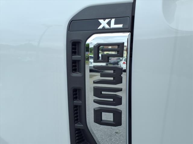 2023 Ford F-350 Super Duty XL - Photo 14