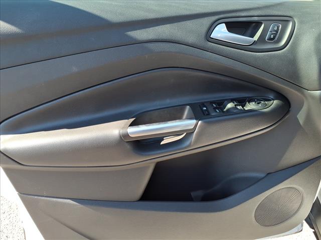 2017 Ford Escape SE - Photo 14