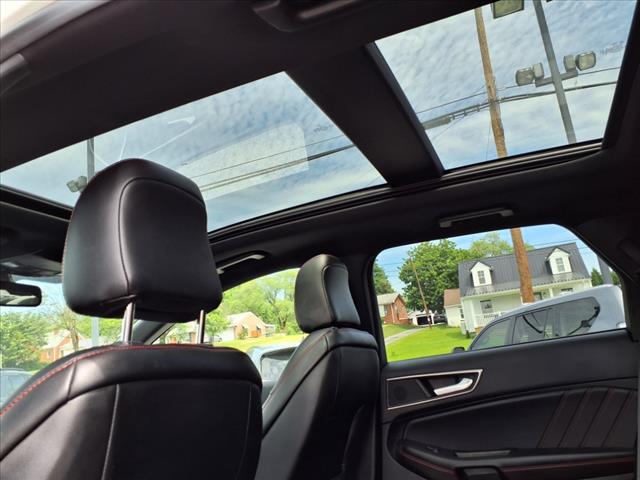 2022 Ford Edge ST-Line - Photo 14