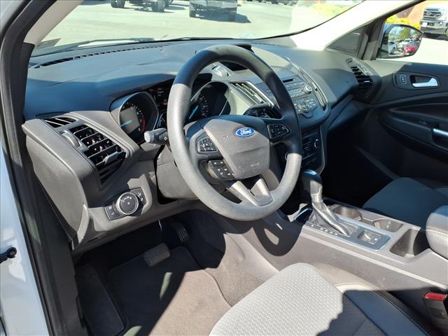 2017 Ford Escape SE - Photo 16