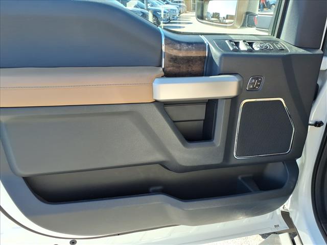 2022 Ford F-350 Super Duty Lariat - Photo 16