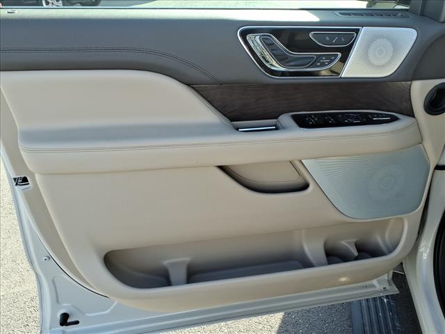 2023 Lincoln Navigator Reserve - Photo 16