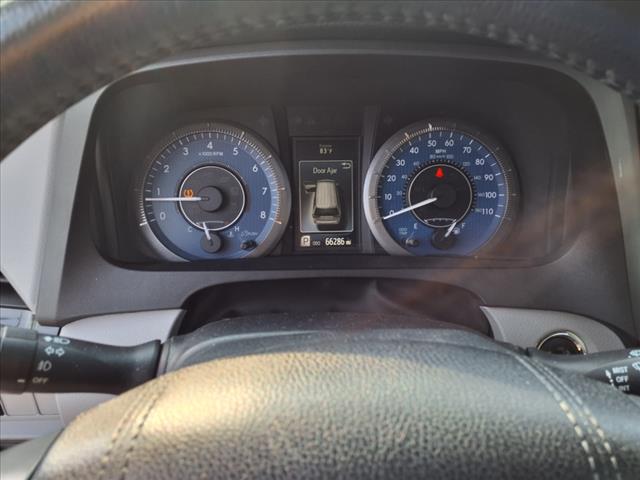 2015 Toyota Sienna XLE 8-Passenger - Photo 17