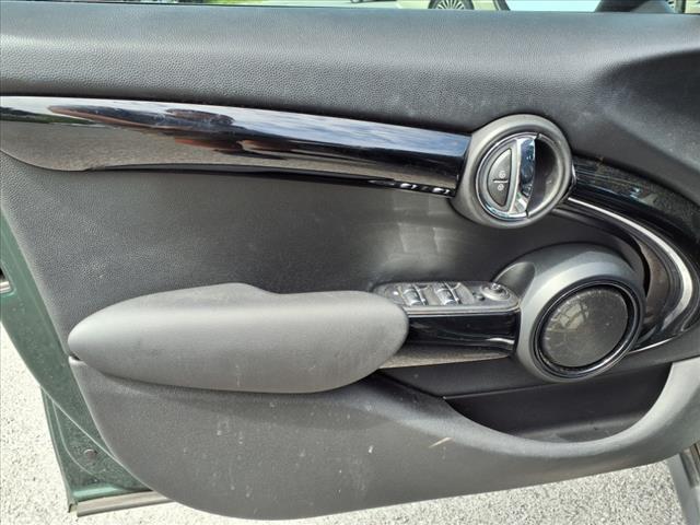 2016 MINI Hardtop 4 Door Cooper S - Photo 17