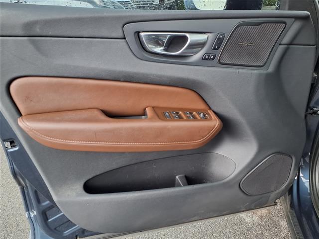 2023 Volvo XC60 B5 Ultimate Bright Theme - Photo 17