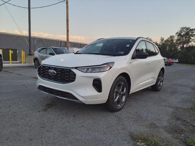 2024 Ford Escape Hybrid ST-Line - Photo 1