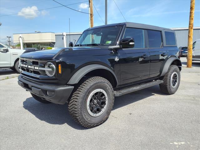 2024 Ford Bronco Outer Banks - Photo 1