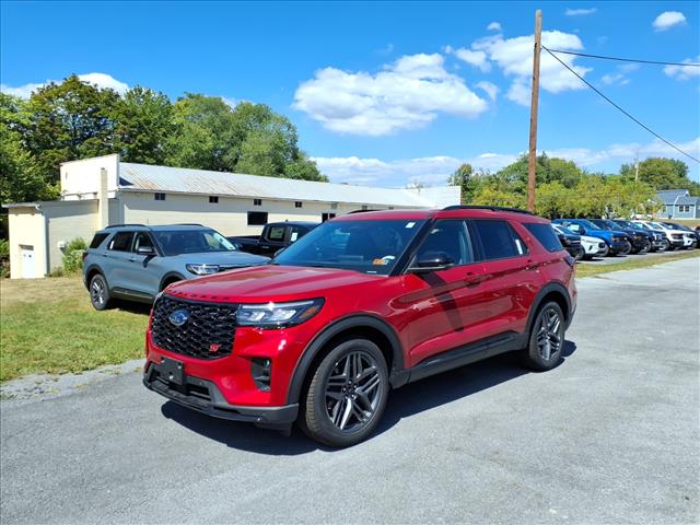 2025 Ford Explorer ST - Photo 1