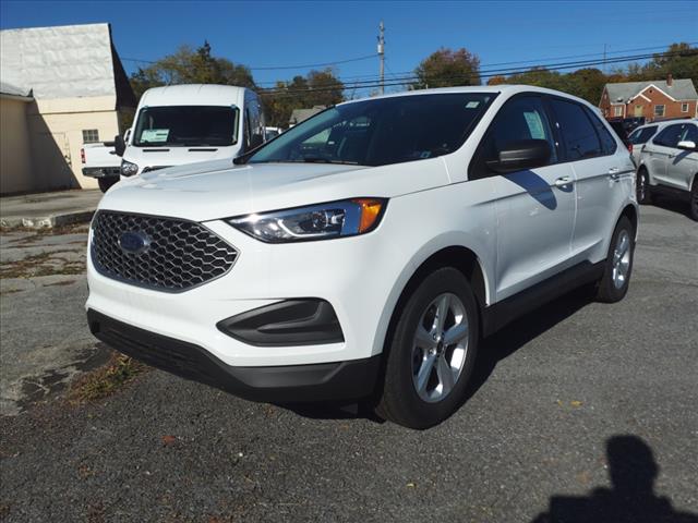 2024 Ford Edge SE - Photo 1