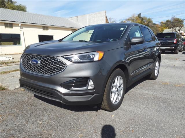 2024 Ford Edge SEL - Photo 1