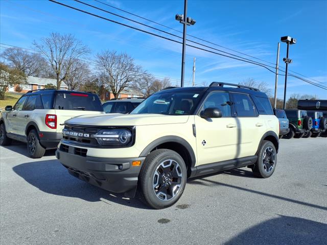 2024 Ford Bronco Sport Outer Banks - Photo 1