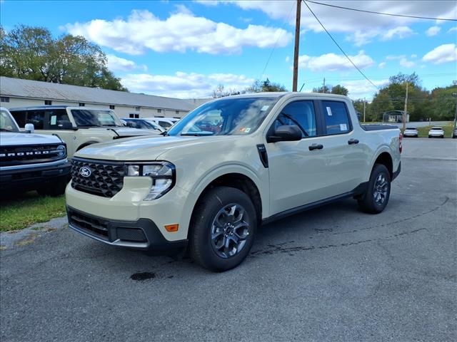 2025 Ford Maverick XLT - Photo 1