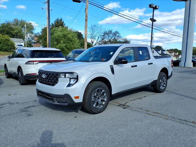 2025 Ford Maverick XLT - Photo 1