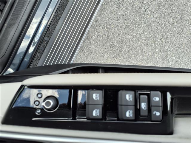 2023 Jeep Wagoneer L Series III - Photo 21