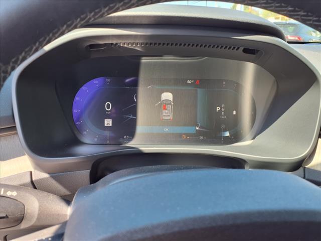 2023 Volvo XC40 B5 Plus Dark Theme - Photo 21