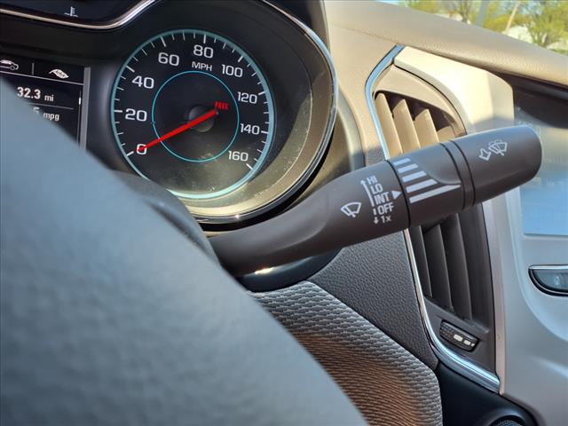 2017 Chevrolet Cruze LS Manual - Photo 22