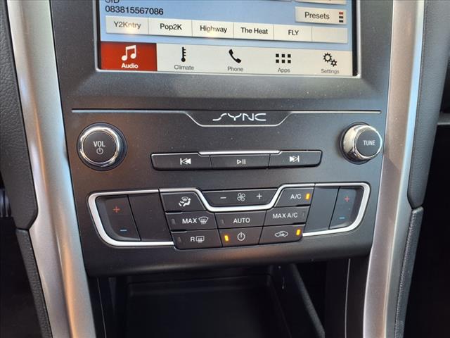 2019 Ford Fusion SE - Photo 22