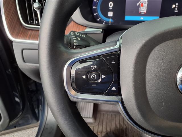 2023 Volvo XC60 B5 Ultimate Bright Theme - Photo 22
