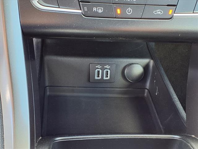 2019 Ford Fusion SE - Photo 23
