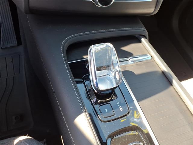 2024 Volvo XC90 Recharge T8 Ultimate Bright Theme 7P - Photo 24