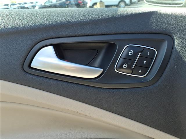 2017 Ford Escape Titanium - Photo 26