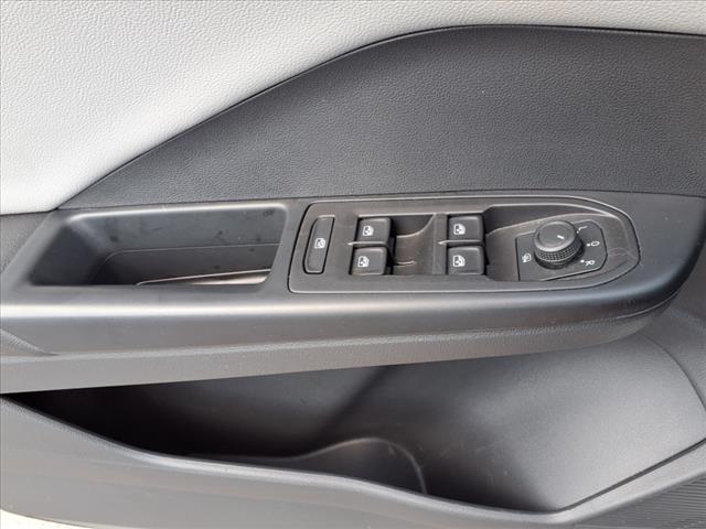 2023 Volkswagen Taos SE 4Motion - Photo 26
