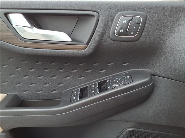 2020 Ford Escape Titanium - Photo 28