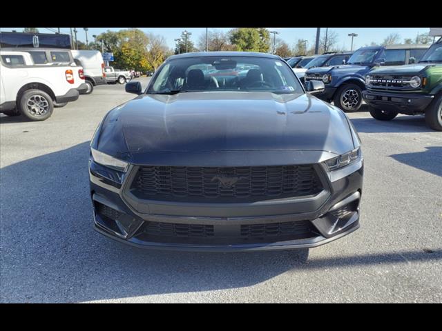 2024 Ford Mustang EcoBoost - Photo 2