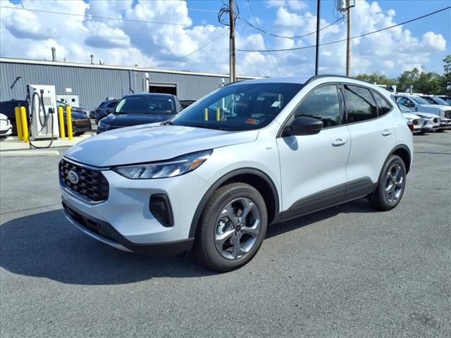 2025 Ford Escape ST-Line - Photo 2