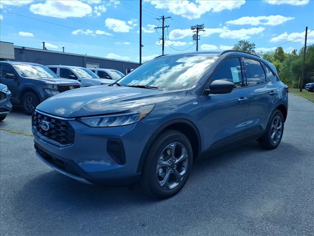 2025 Ford Escape ST-Line - Photo 2