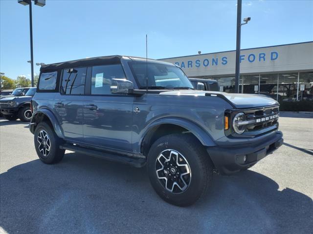 2024 Ford Bronco Outer Banks - Photo 2