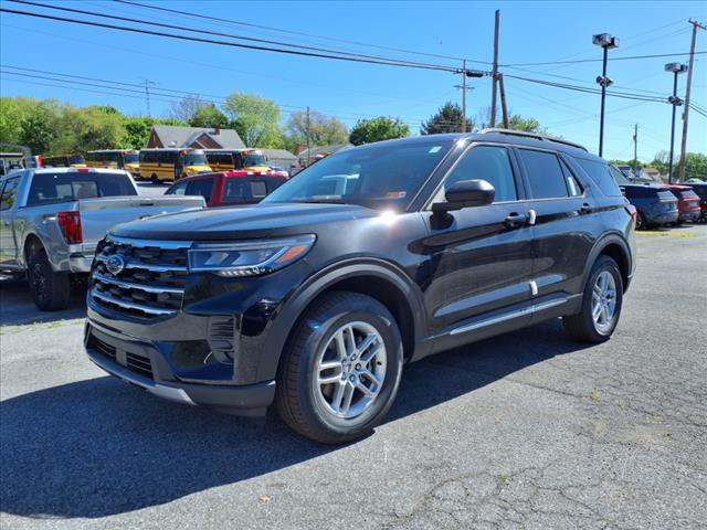 2025 Ford Explorer Active - Photo 2