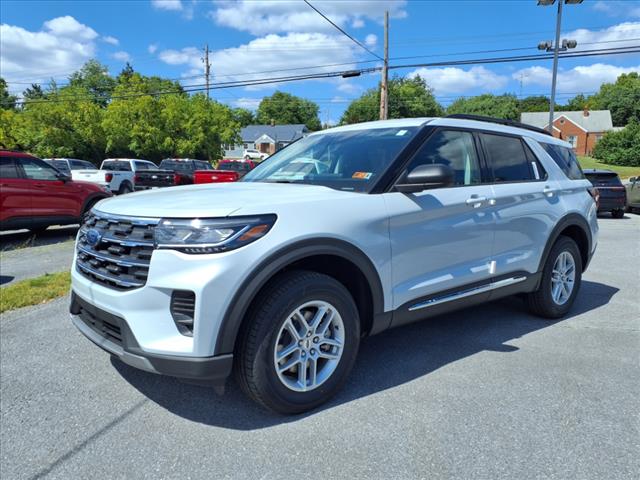 2025 Ford Explorer Active - Photo 2