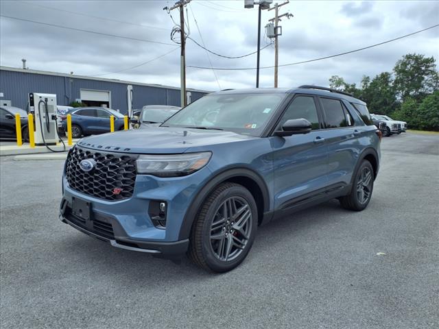 2025 Ford Explorer ST - Photo 2