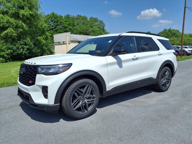2025 Ford Explorer ST - Photo 2