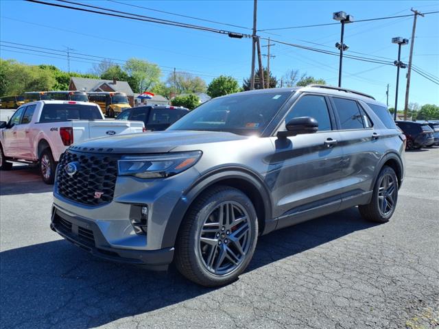 2025 Ford Explorer ST - Photo 2