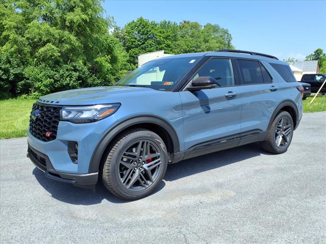 2025 Ford Explorer ST - Photo 2