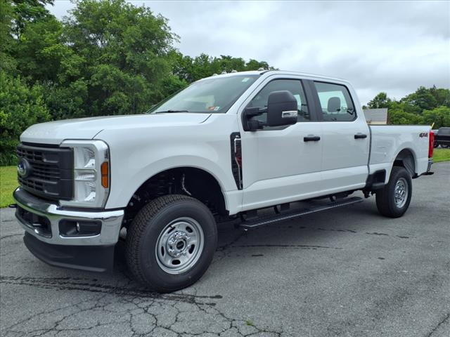 2025 Ford F-250 Super Duty XL - Photo 2