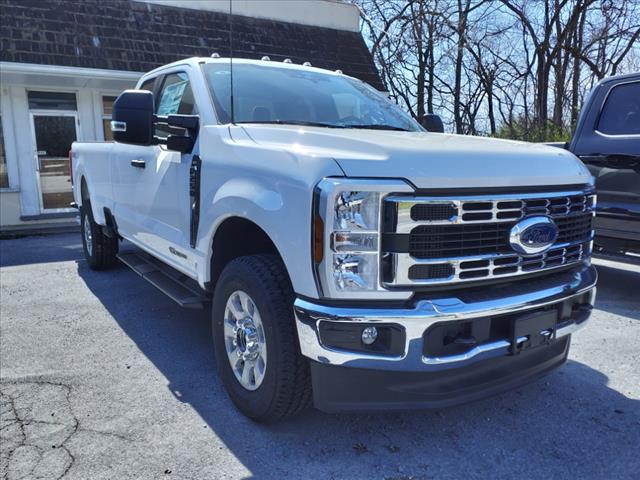 2024 Ford F-250 Super Duty XLT - Photo 2