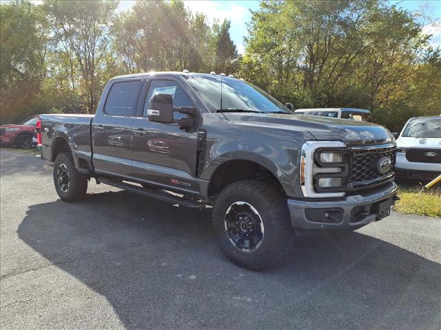 2026 Ford F-250 Super Duty Lariat - Photo 2