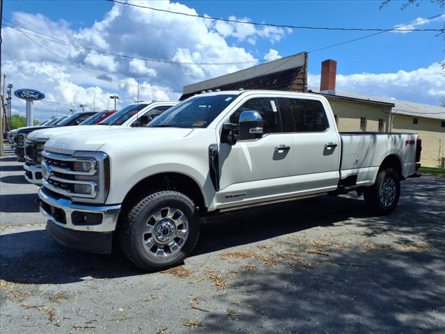 2025 Ford F-350 Super Duty King Ranch - Photo 2