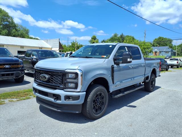 2025 Ford F-350 Super Duty XLT - Photo 2
