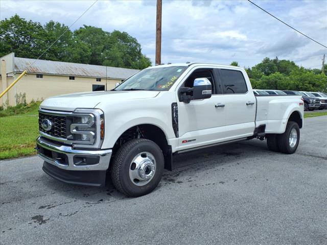 2025 Ford F-350 Super Duty Lariat - Photo 2
