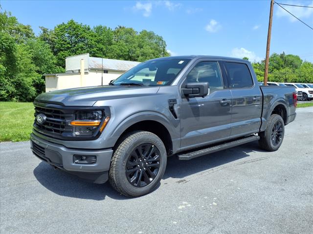 2025 Ford F-150 XLT - Photo 2
