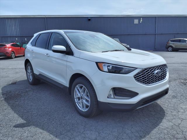 2024 Ford Edge SEL - Photo 2