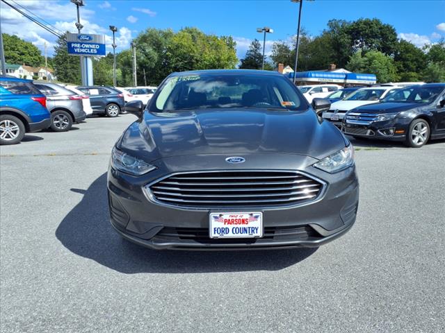 2019 Ford Fusion SE - Photo 2