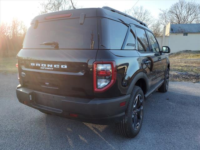 2024 Ford Bronco Sport Outer Banks - Photo 2